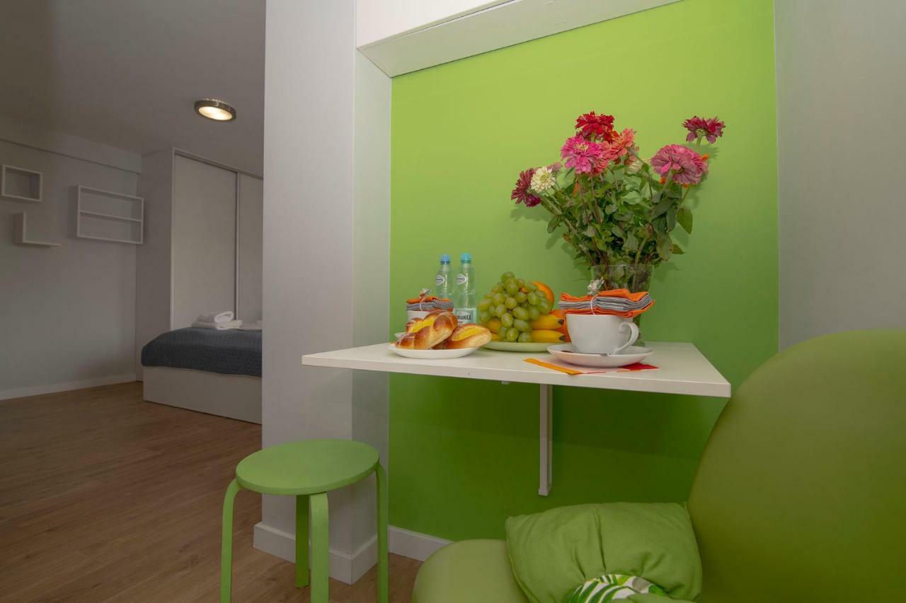 Wlr Apartments - Hoza II Варшава Экстерьер фото