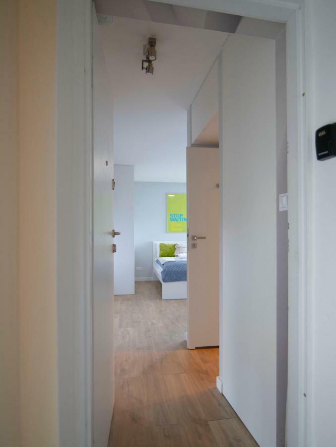 Wlr Apartments - Hoza II Варшава Экстерьер фото